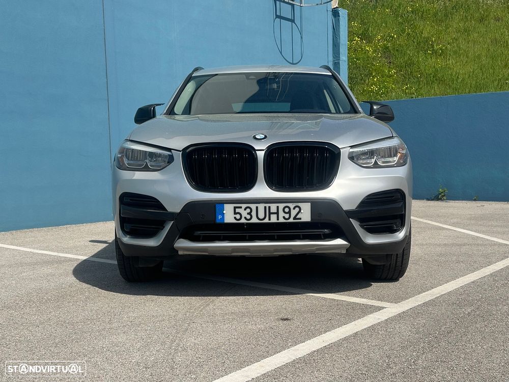 BMW X3 20 d xDrive Line Luxury - 3