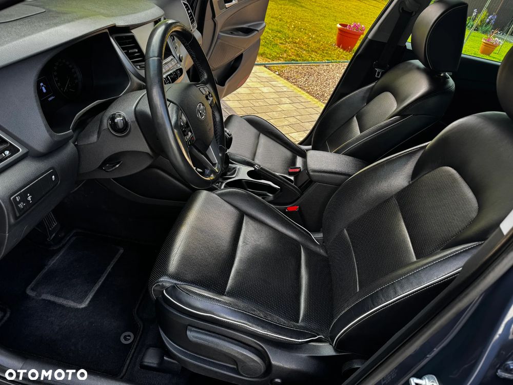 Hyundai Tucson 1.7 CRDI BlueDrive Style 2WD - 6