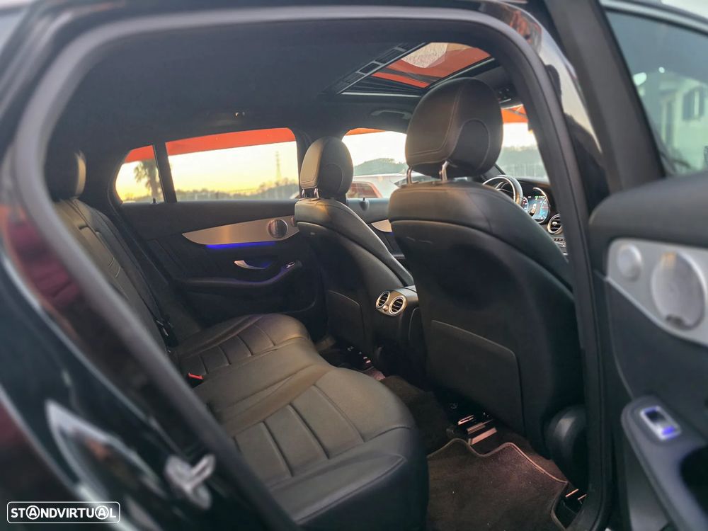 Mercedes-Benz GLC 300 de Coupe 4Matic 9G-TRONIC AMG Line Plus - 35