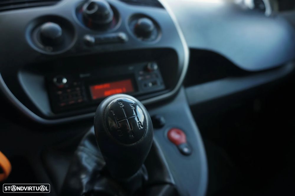 Renault Kangoo MAXI 1.5 DCI 2L ISOTÈRMCA IVA DEDUTIVEL - 28