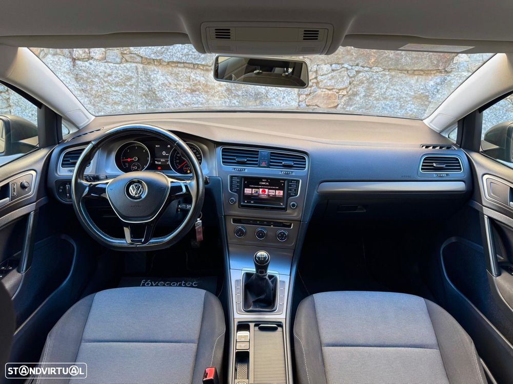 VW Golf 1.6 TDi Trendline - 11
