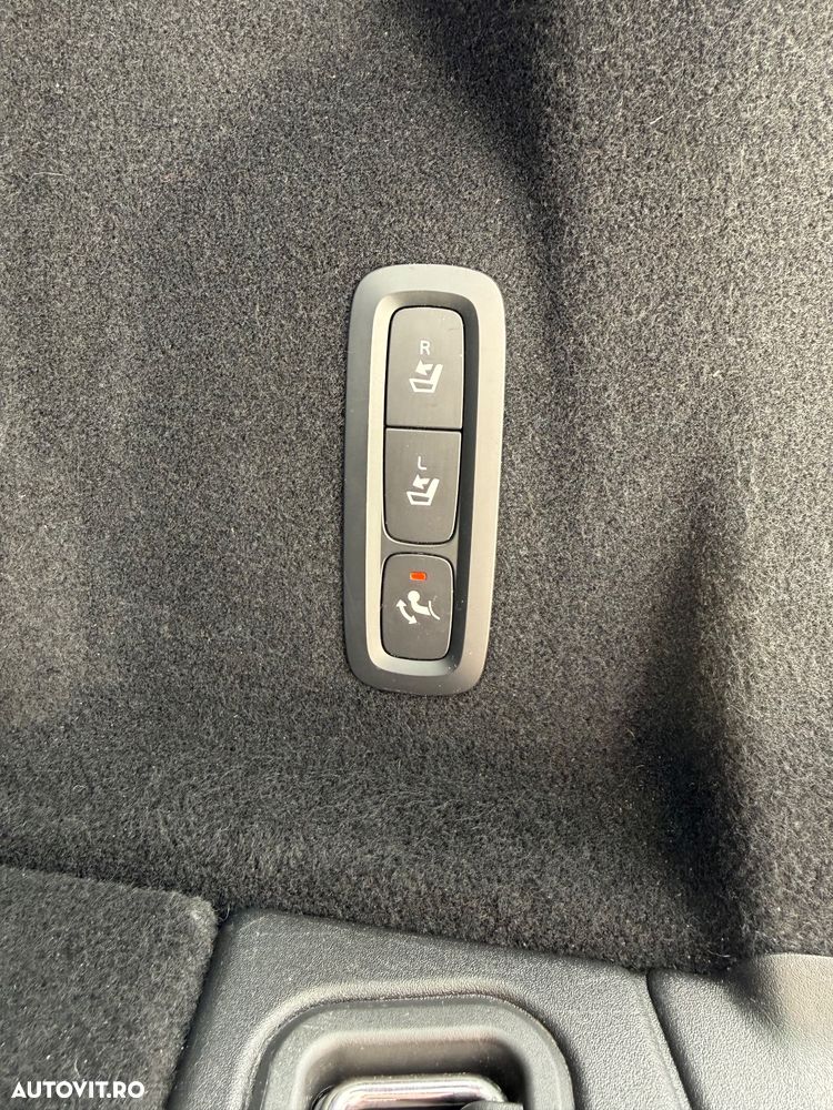 Volvo XC 60 D4 Geartronic Momentum - 12