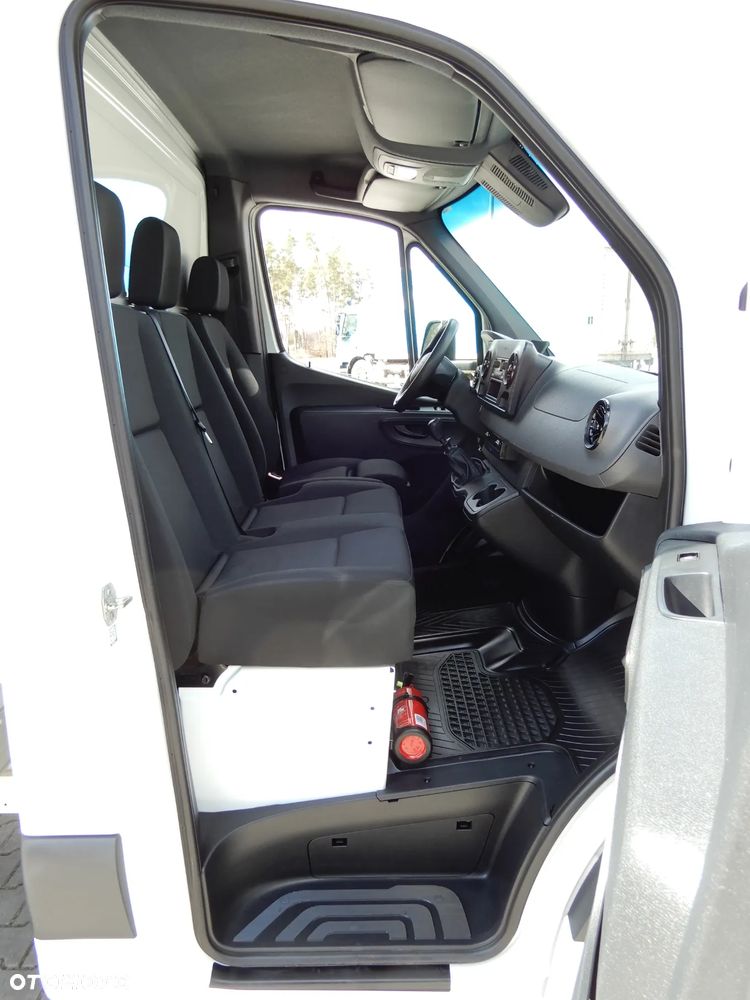 Mercedes-Benz Sprinter 516 CDI 2.2 CDI 163 KM Kontener 4.91 Cm 10 E.Palet Super Lekki ALUVAN DMC 3500 Kg 705 Kg Ładowność Tempomat Asystent Pasa Ruchu Stan Auta Jak Nowy UNIKAT - 31