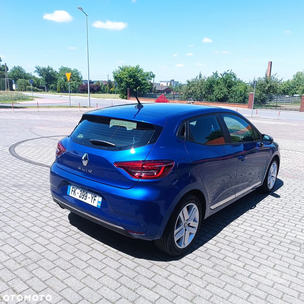 Renault Clio - 16