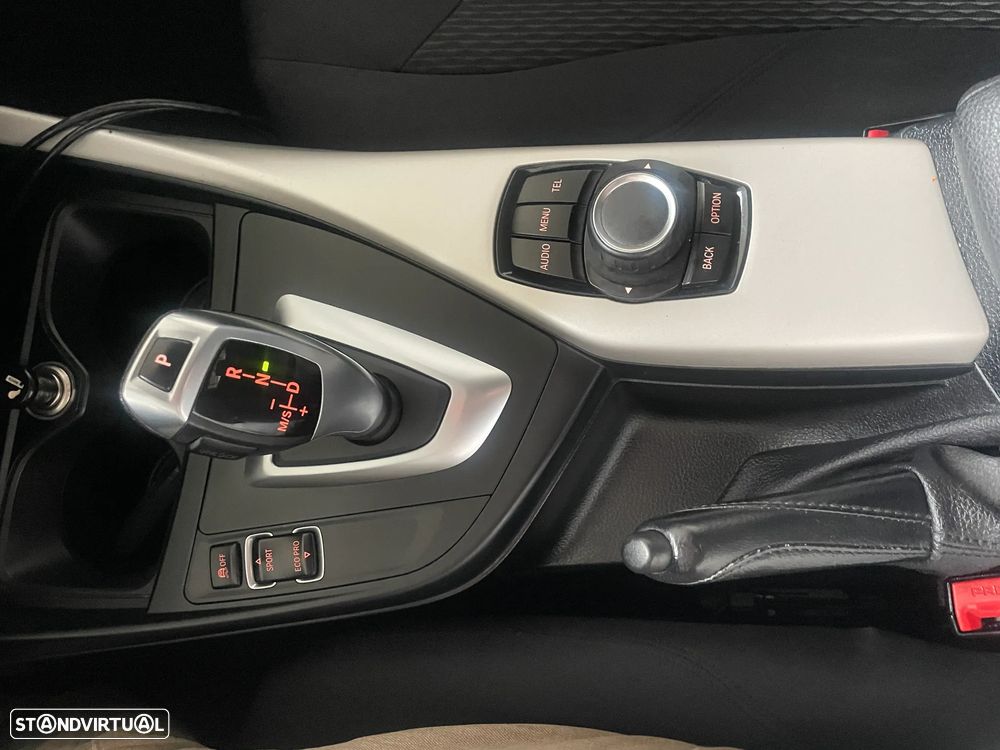 BMW 116 d Aut. Advantage - 16