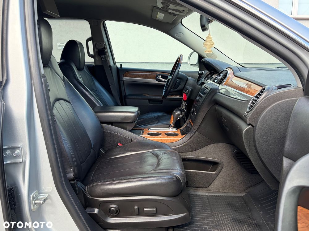 Buick Enclave - 7