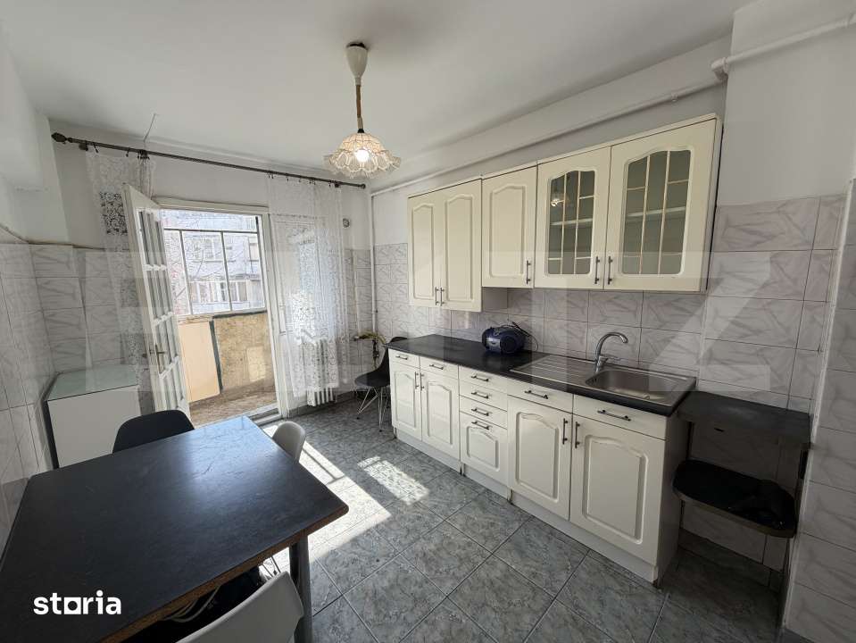 Apartament 3 camere decomandat, zona Zambilelor — fotografia 1