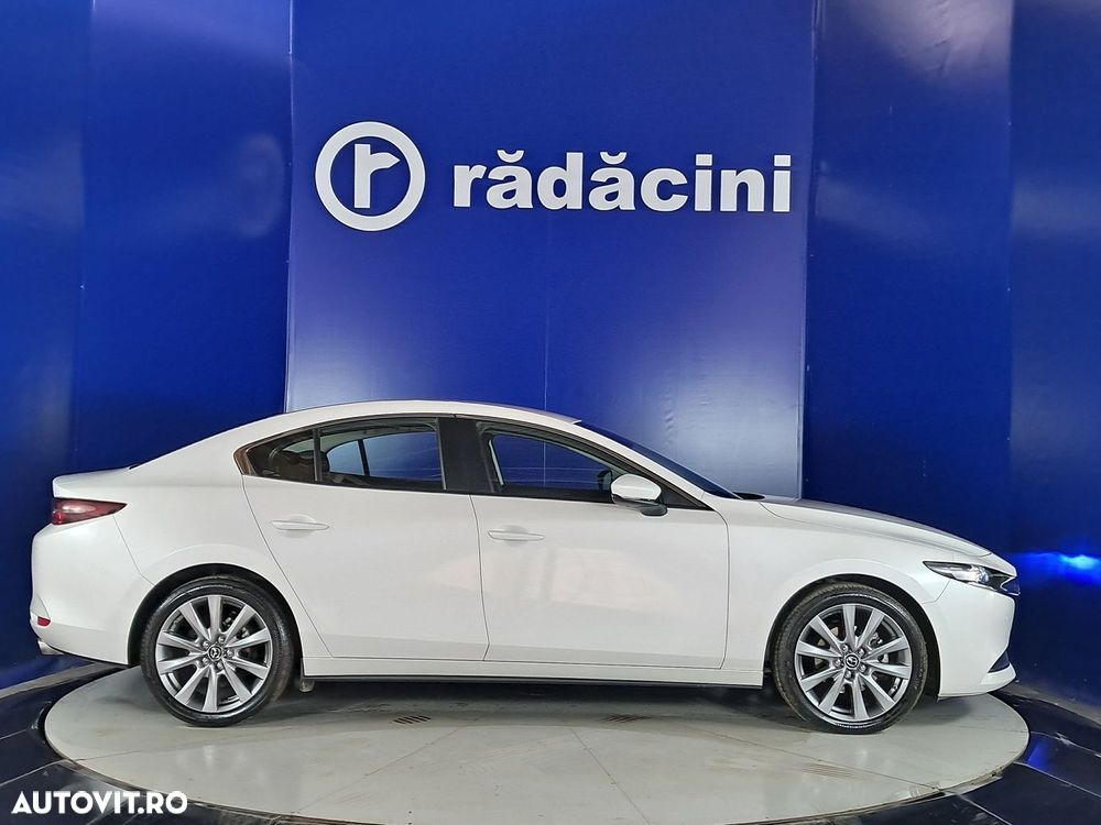 Mazda 3 - 6