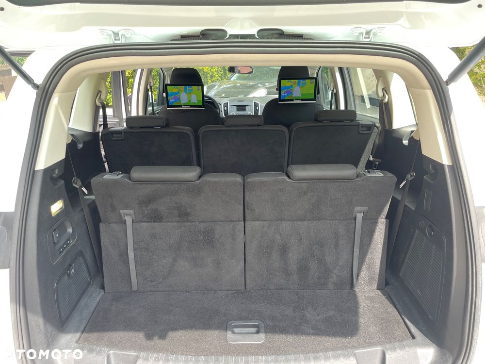 Ford S-Max - 29