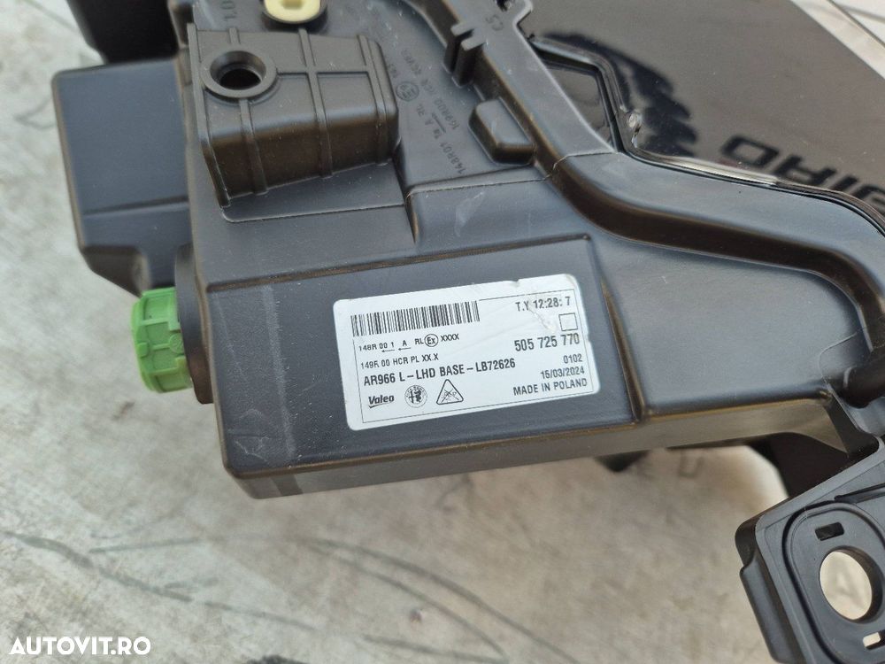 Far stanga Alfa Romeo Junior Full LED 505725770 nou original - 5