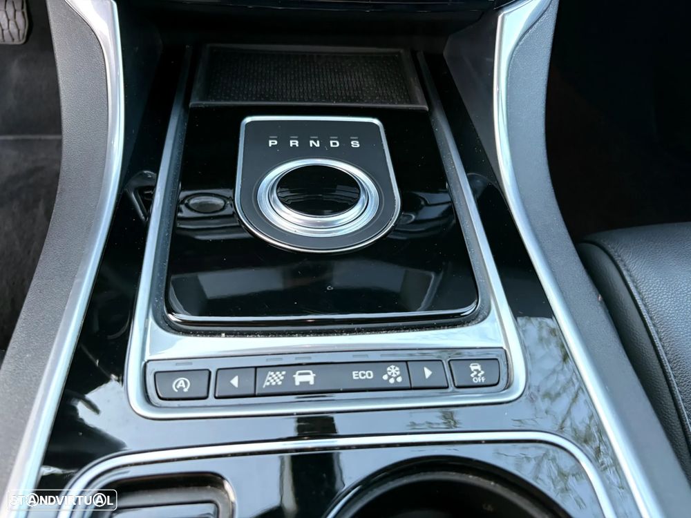 Jaguar XE 20d AWD Aut. Portfolio - 17