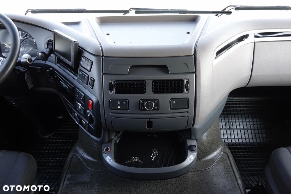 DAF XF 480 / LOW DECK / MEGA / 2021 / SSC / PO ZŁOTYM KONTRAKCIE SERWISOWYM / - 30