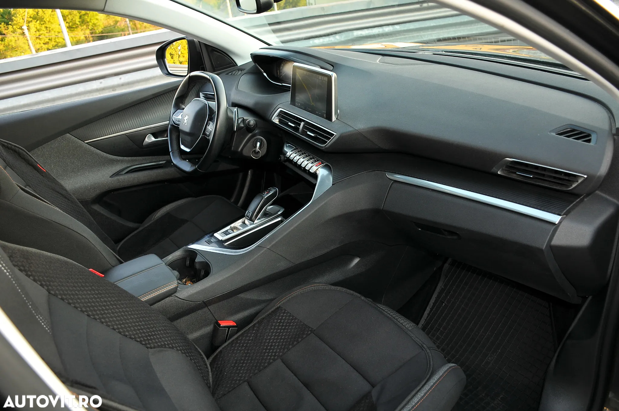 Peugeot 3008 1.5 BlueHDI 130 EAT8 Allure Pack - 15