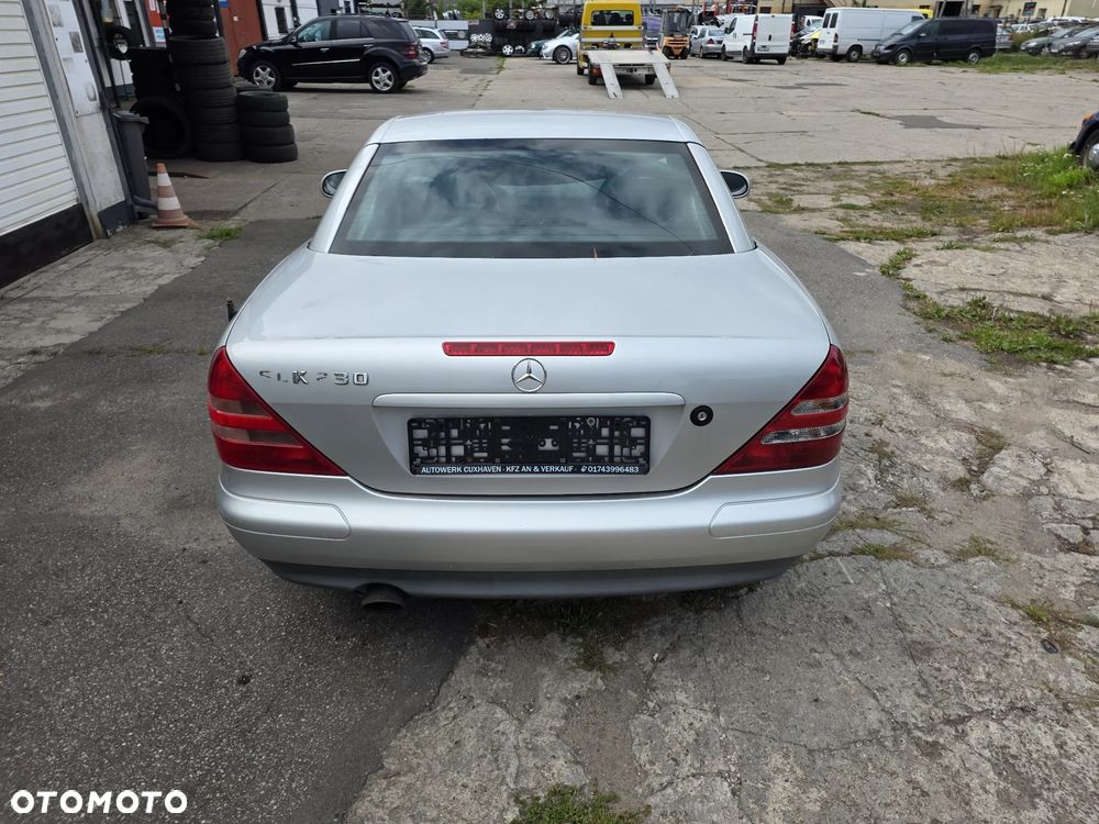 Mercedes-Benz SLK - 21