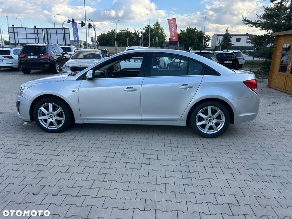 Chevrolet Cruze 2.0 D LT - 9