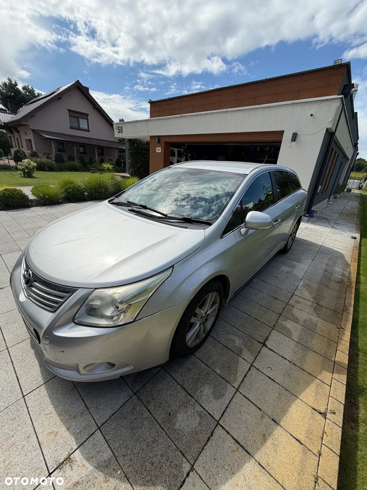 Toyota Avensis 2.0 D-4D Sol plus+NAVI - 1