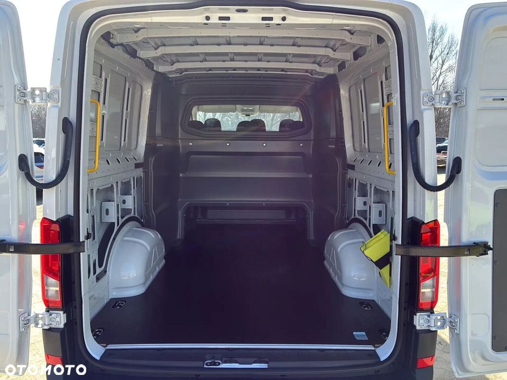 Volkswagen Crafter 35 Brygadówka/Furgon L3/H2, 2.0TDI 140KM, r.o. 3640 - 12