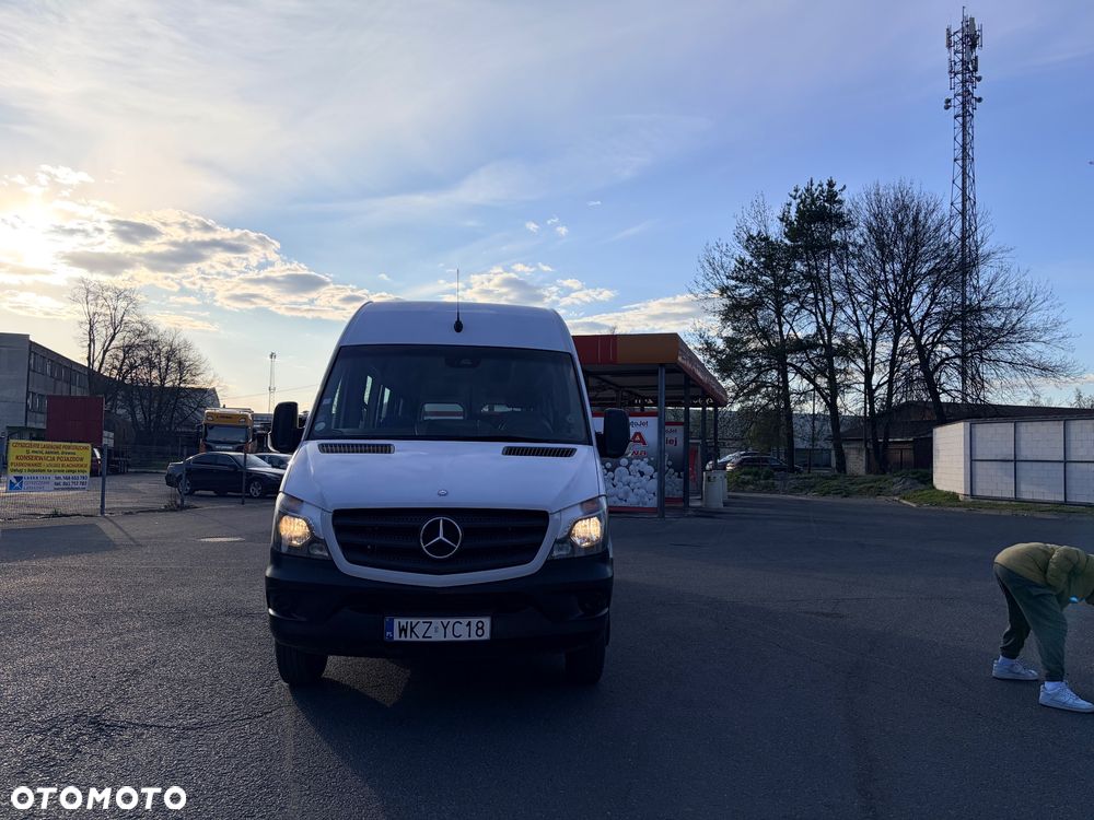 Mercedes-Benz 513 - 3