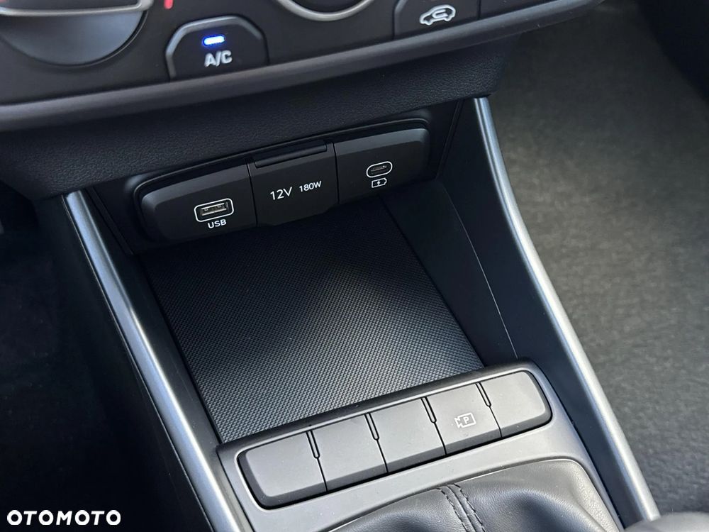 Hyundai i20 1.2 Pure - 12