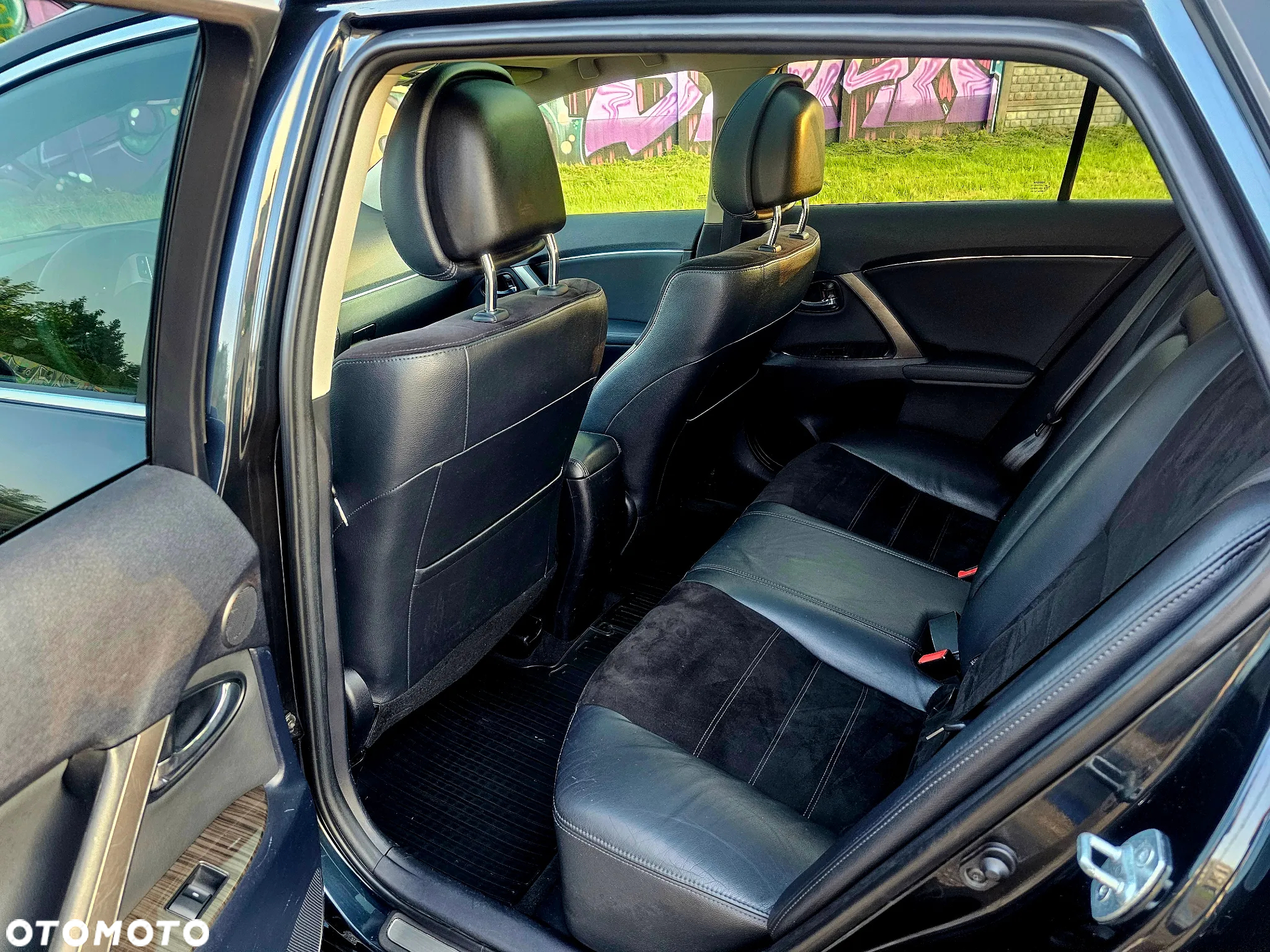Toyota Avensis Combi 2.0 D-4D Executive - 11