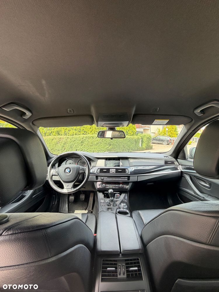 BMW Seria 5 ver-520d - 12