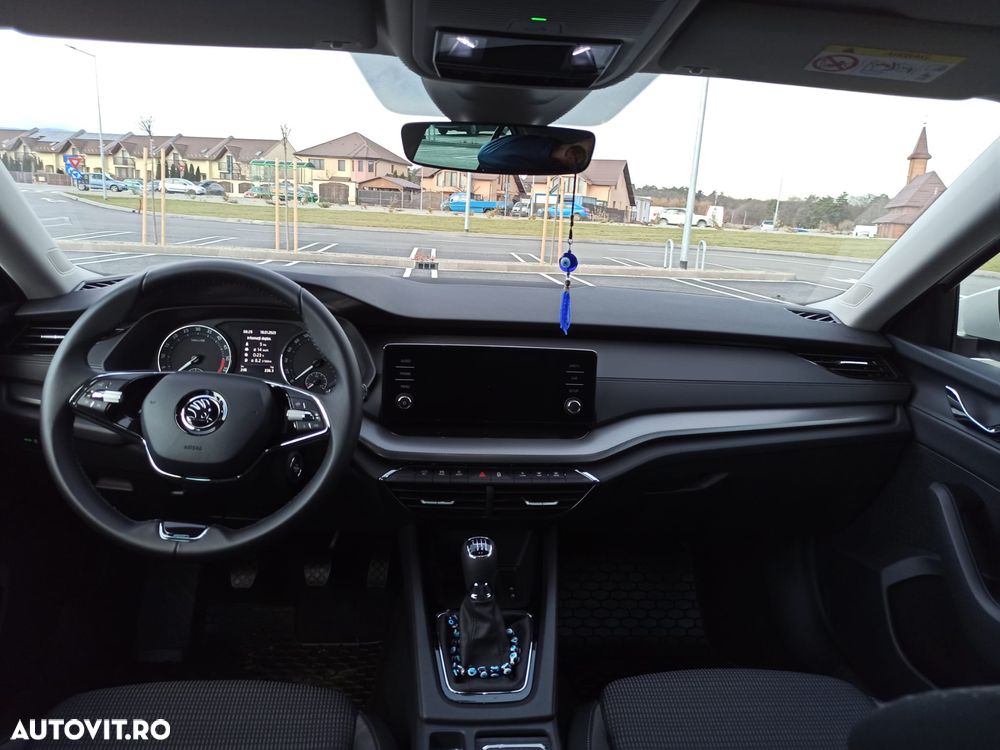 Skoda Octavia 2.0 TDI Essence - 11