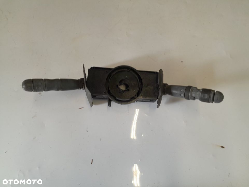 PRZEŁĄCZNIK ŚWIATEŁ ZESPOLONY MANETKI IVECO DAILY 06-09 - 1