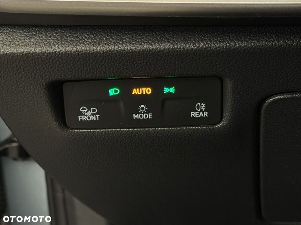 Skoda Superb 2.0 TDI SCR 4x4 Selection DSG - 39