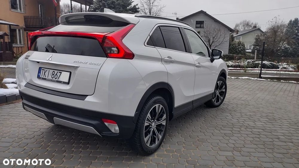 Mitsubishi Eclipse Cross - 8