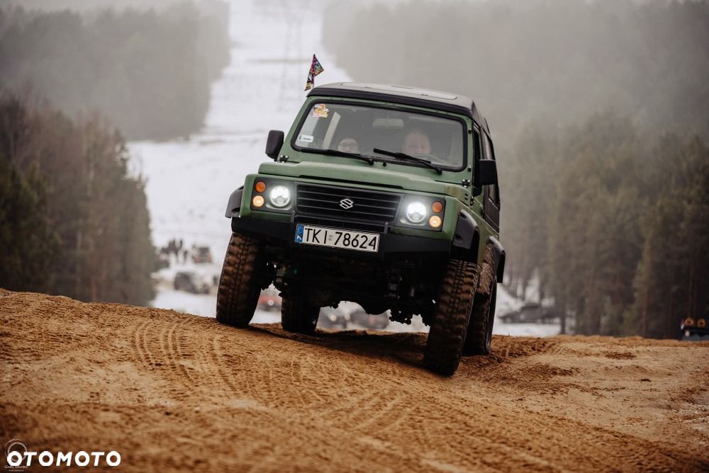 Suzuki Samurai - 1