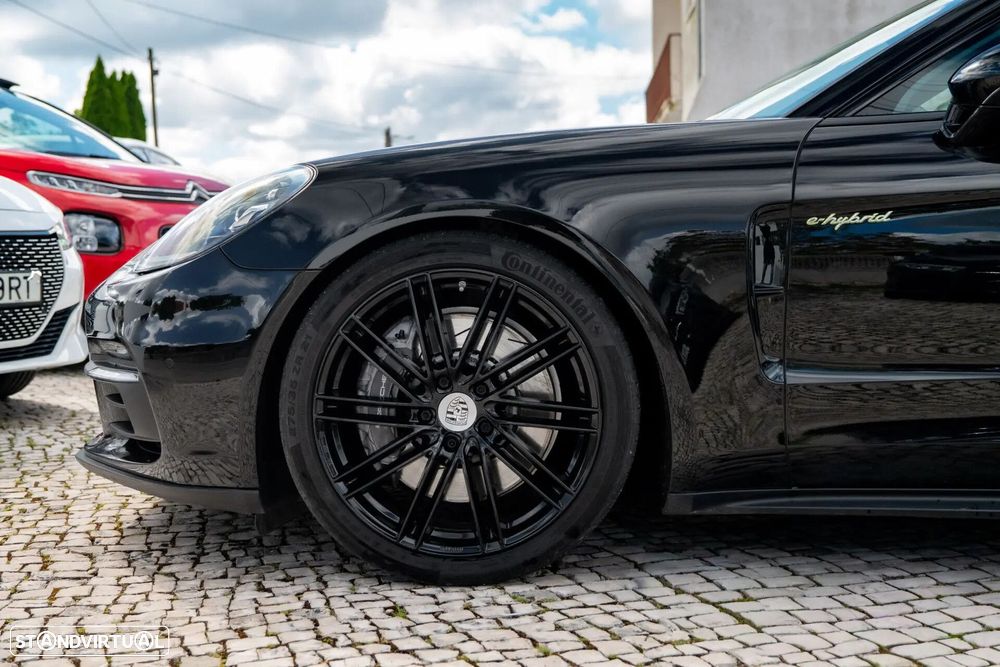 Porsche Panamera Sport Turismo 4 E-Hybrid Platinum Edition - 10