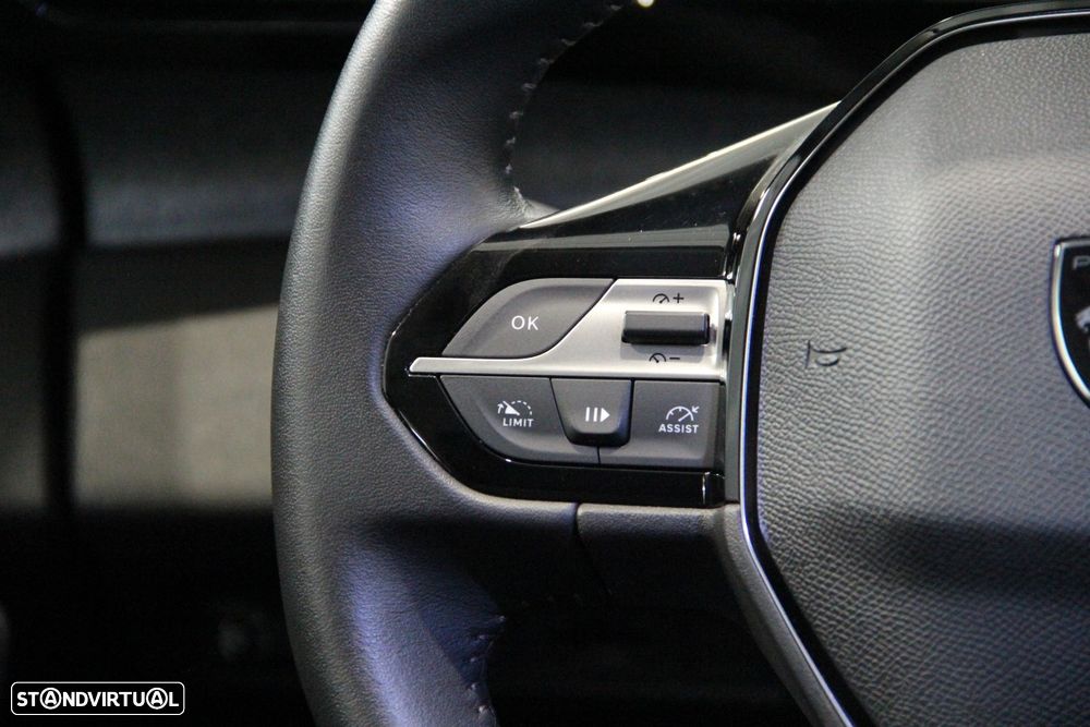 Peugeot 308 SW 1.6 Hybrid Allure e-EAT8 - 11
