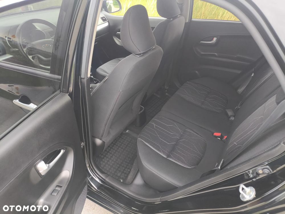 Kia Picanto - 10