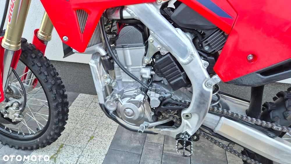 Honda CRF - 8
