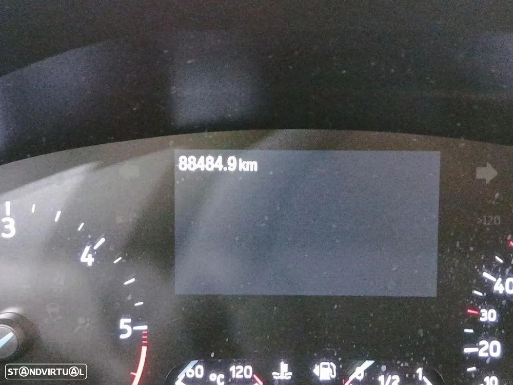 Ford Focus SW 1.5 TDCi EcoBlue Active - 6