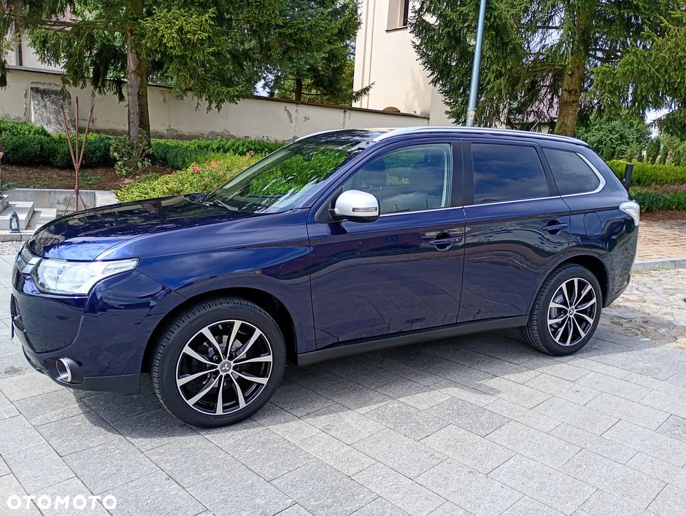 Mitsubishi Outlander 2.0 2WD Inform - 17