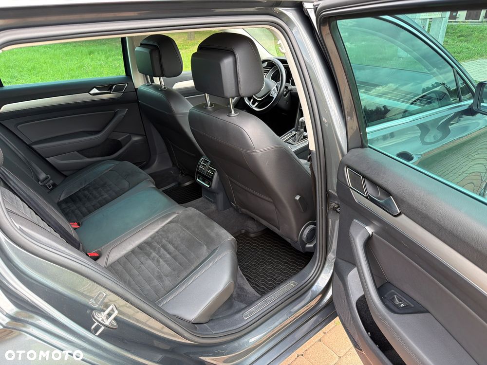 Volkswagen Passat 2.0 TDI BMT 4Mot Highline DSG - 20