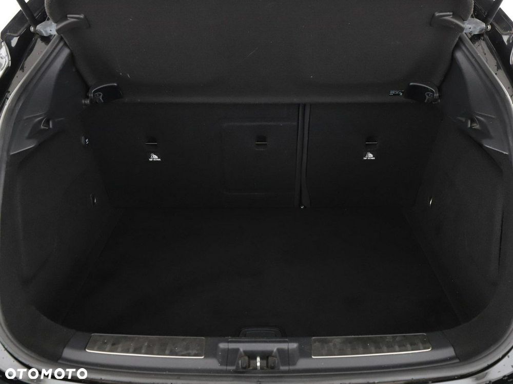 Infiniti Q30 2.0t Sport AWD 7DCT - 21