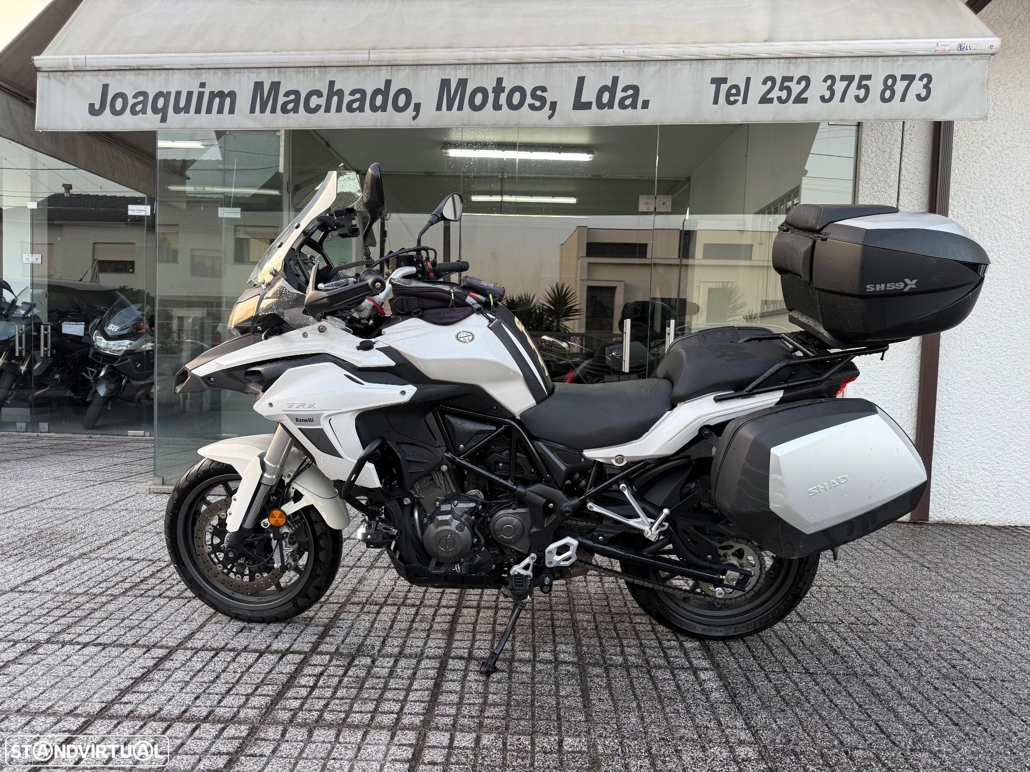 Benelli TRK 502 c/ malas - 1