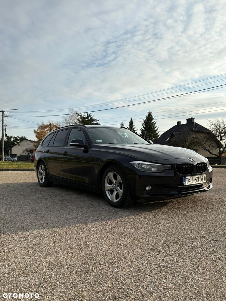 BMW Seria 3 320d - 8