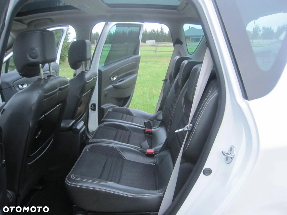 Renault Scenic Energy TCe 130 S&S Bose Edition - 14