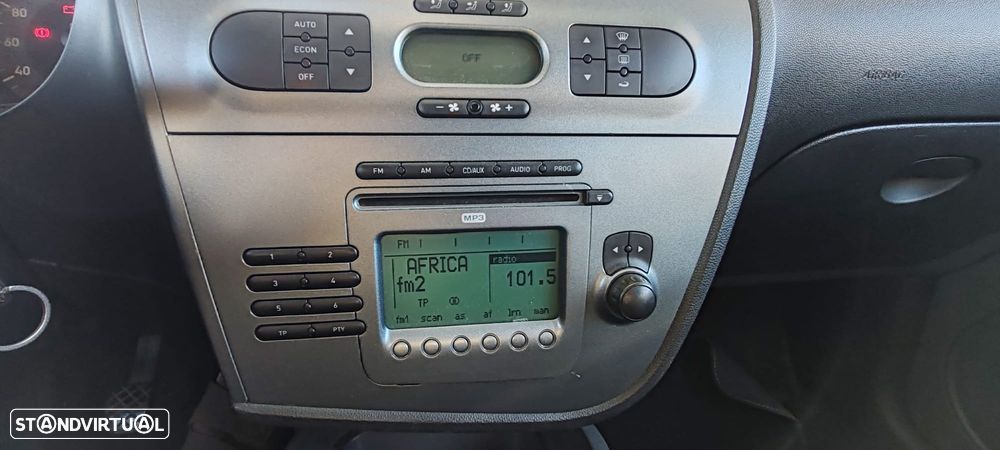 SEAT Leon 1.4 16V Reference - 9