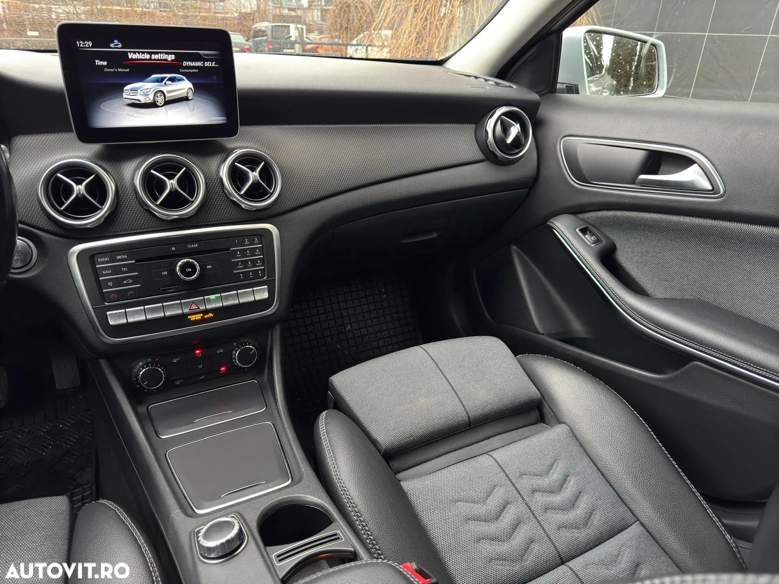Mercedes-Benz GLA 250 4Matic 7G-DCT Peak Edition - 18