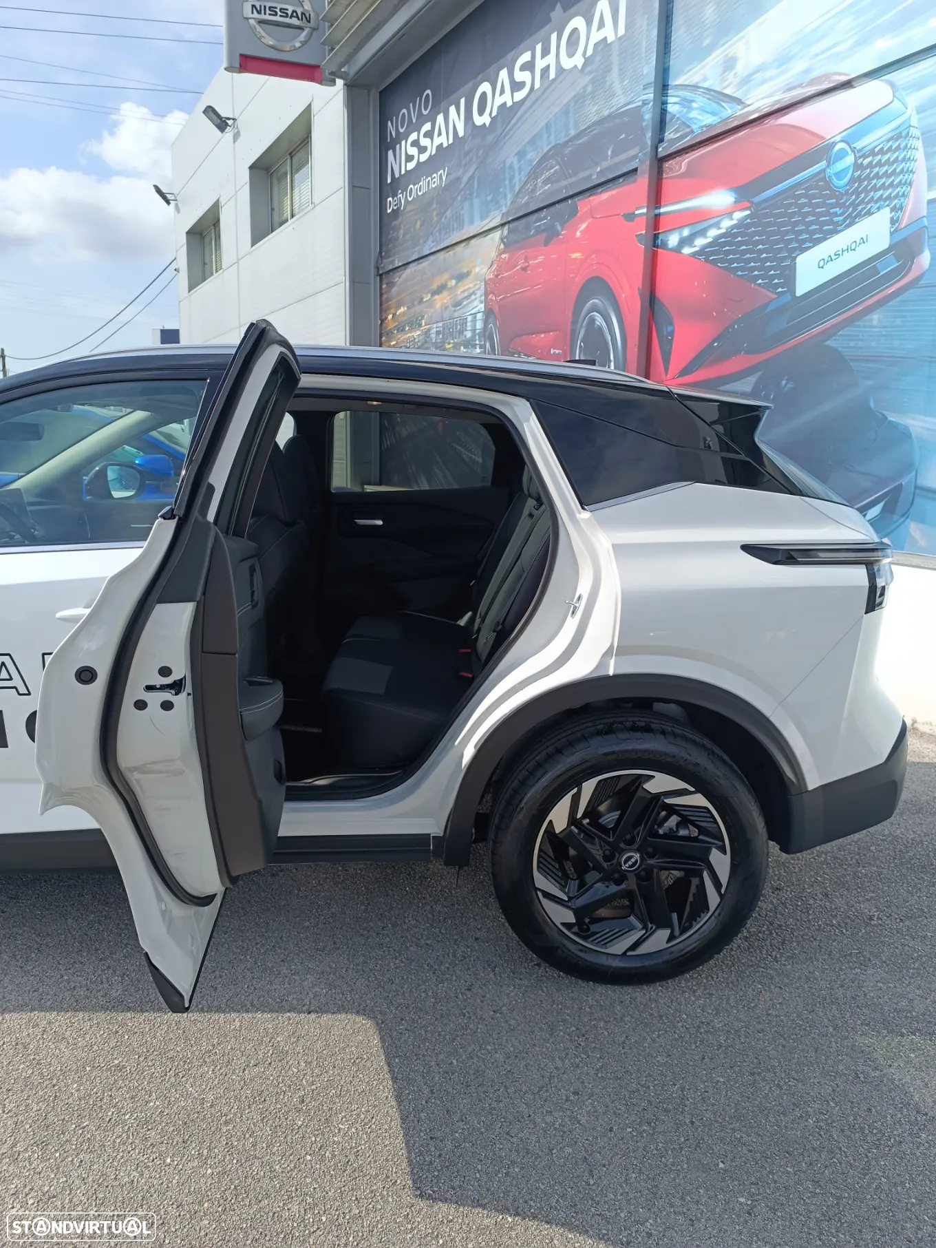 Nissan Qashqai 1.3 DIG-T Advance Two Tone - 7