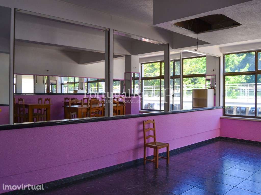 Espaço Comercial Bar/Restaurante em Proença-a-Nova, excelente local... - Grande imagem: 2/33