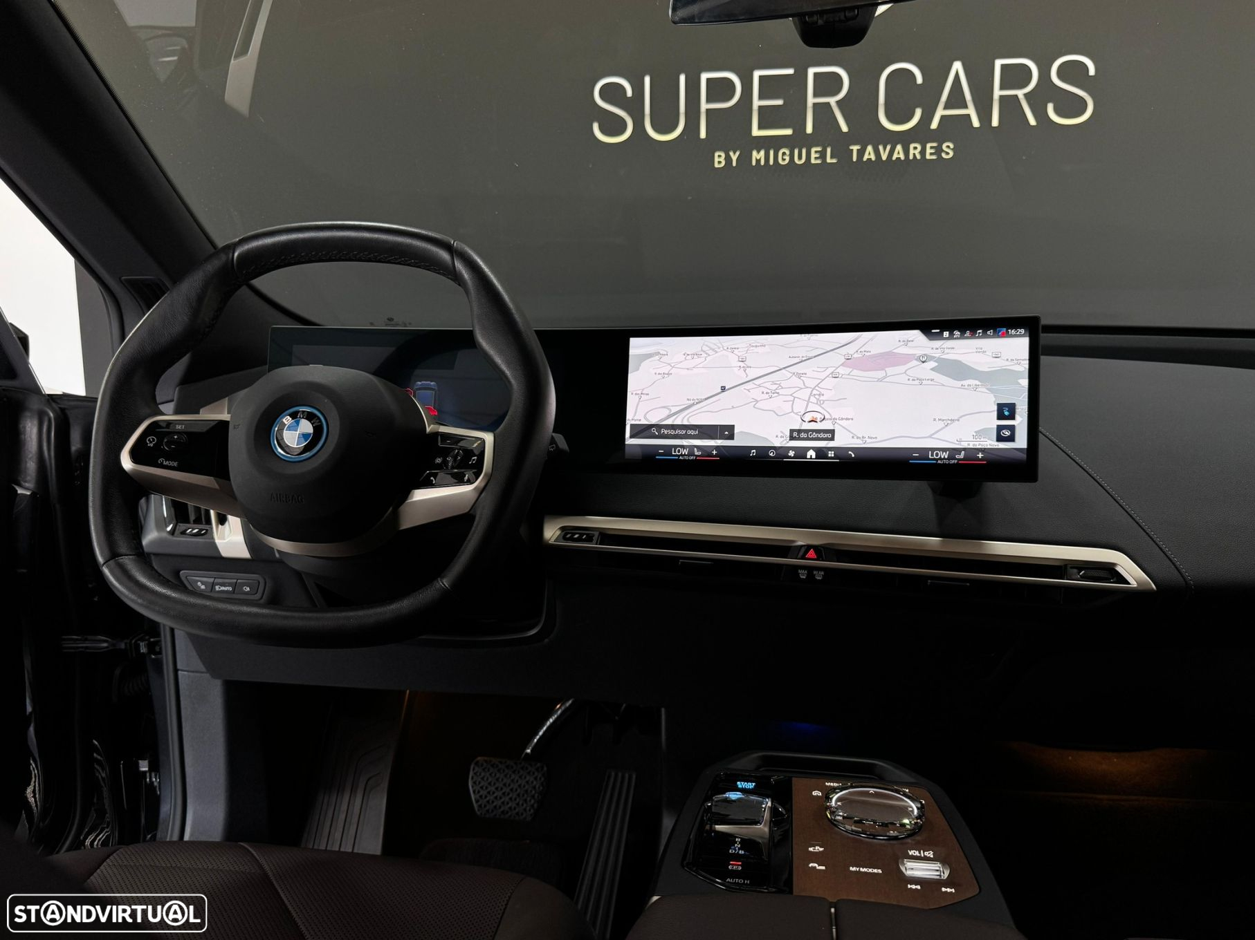 BMW iX xDrive 40 Pack Desportivo - 13