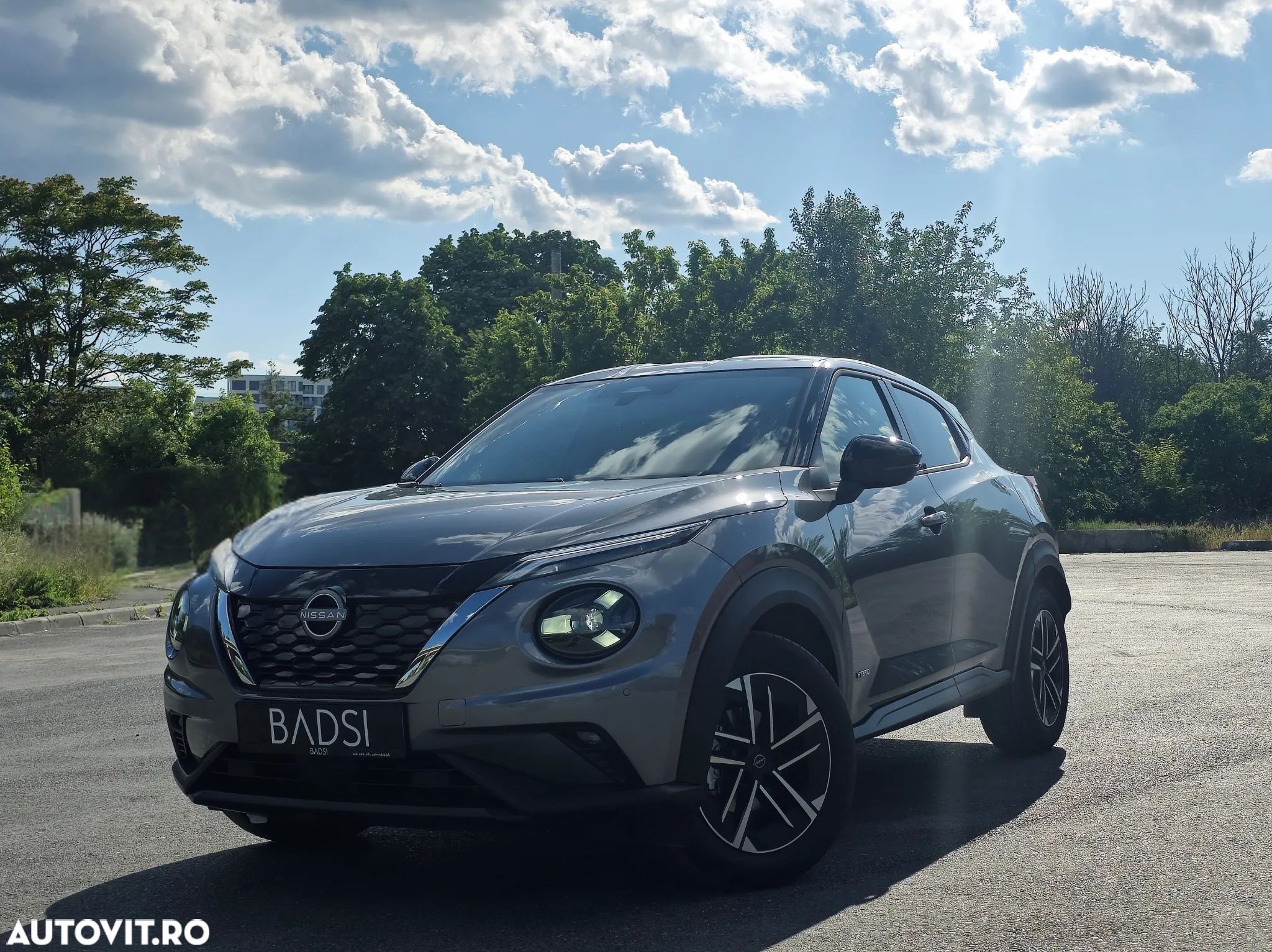 Nissan Juke Hybrid N-Connecta - 1