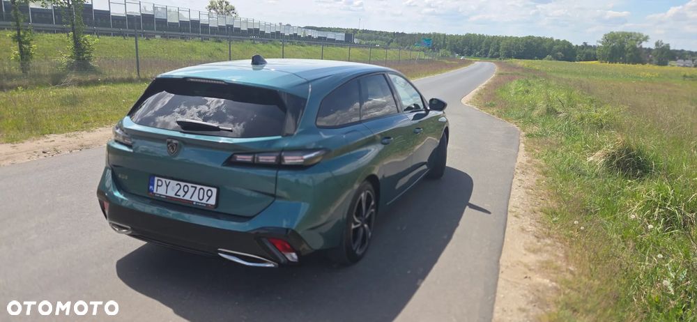 Peugeot 308 1.2 PureTech Allure Pack S&S EAT8 - 5