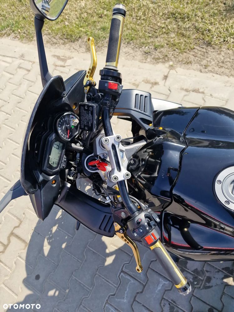 Yamaha FZ - 6