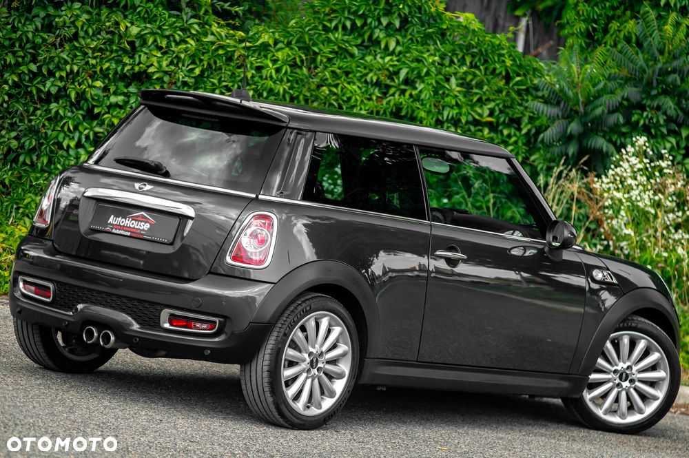 MINI Cooper S 50 Camden - 16
